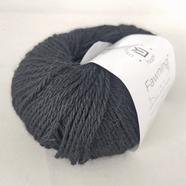 Universal Yarn Fawning