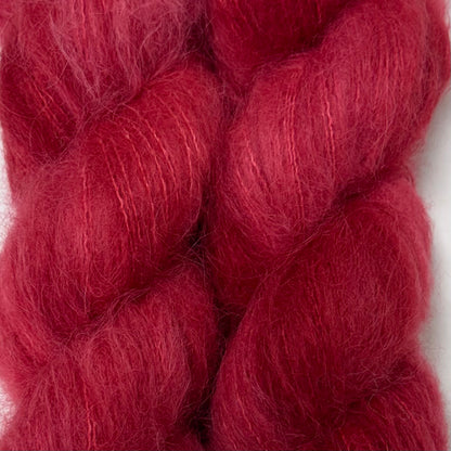 Apple Fiber Studio Cortland - Suri and Silk