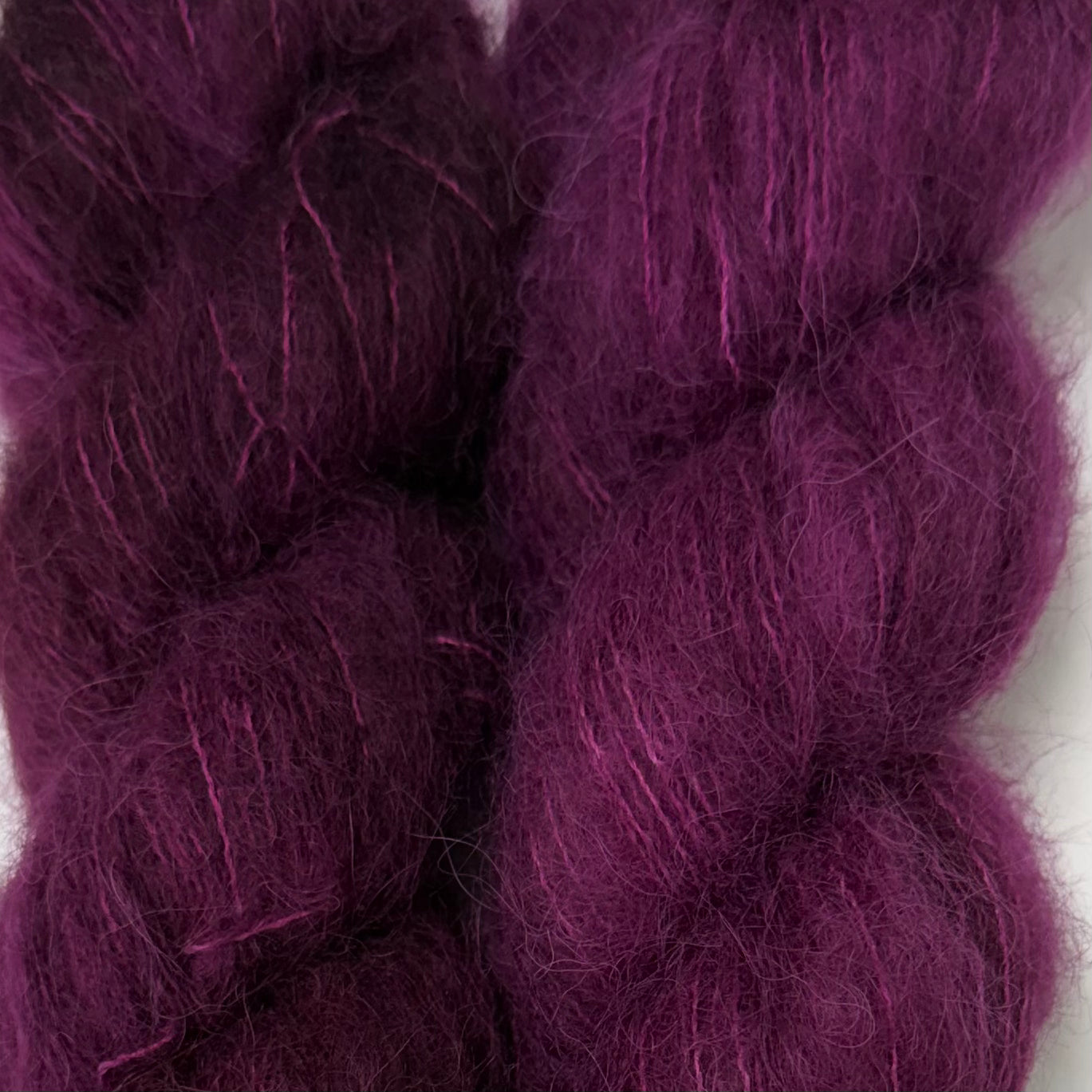 Apple Fiber Studio Cortland - Suri and Silk