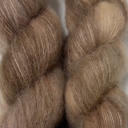 Apple Fiber Studio Cortland - Suri and Silk