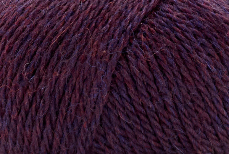Universal Yarn Fawning