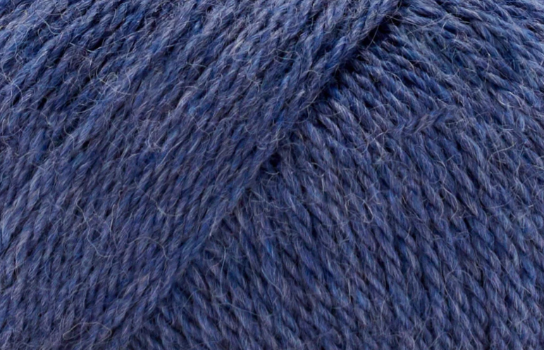 Universal Yarn Fawning