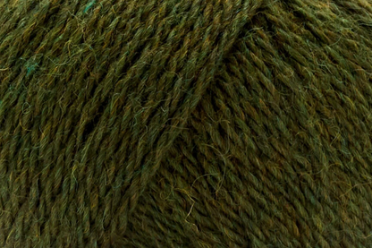 Universal Yarn Fawning