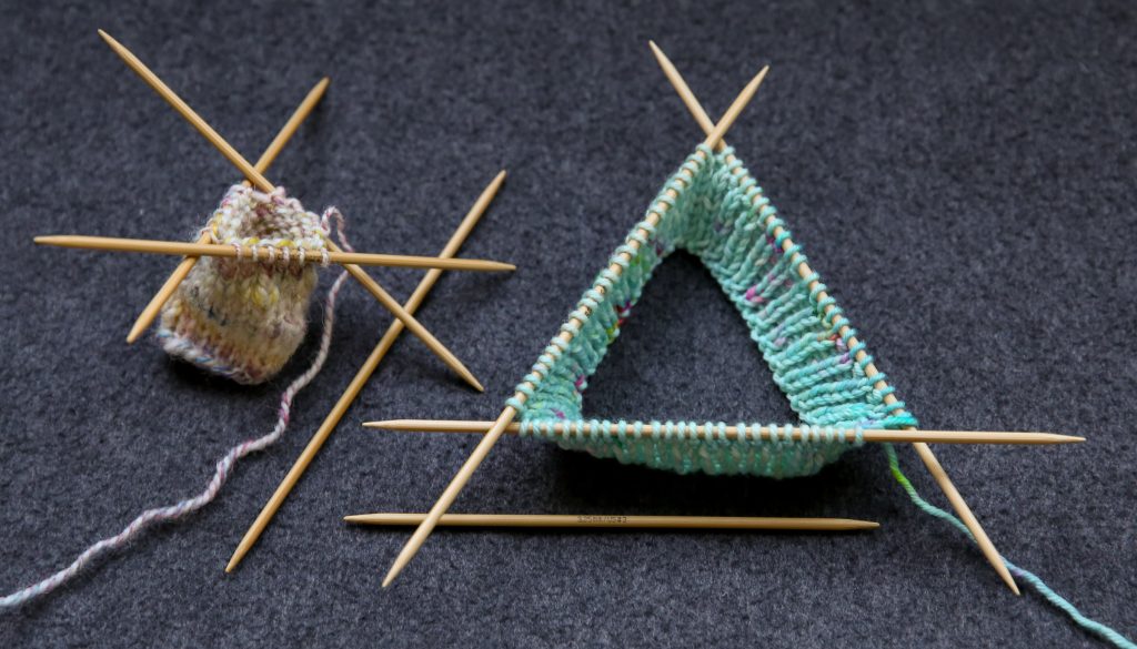 Apple Yarns Class - Socks with Double Point Needles