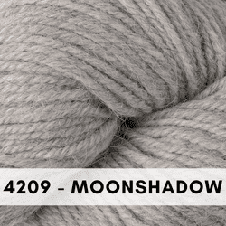 Berroco Ultra Alpaca Light, DK, is a wool and alpaca blend, super soft and perfect for knitting and crochet, Moonshadow 4209.